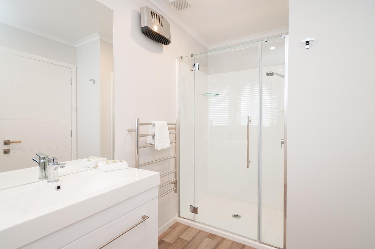 Luxury Rata Apartment - B ทไวเซิล ภายนอก รูปภาพ